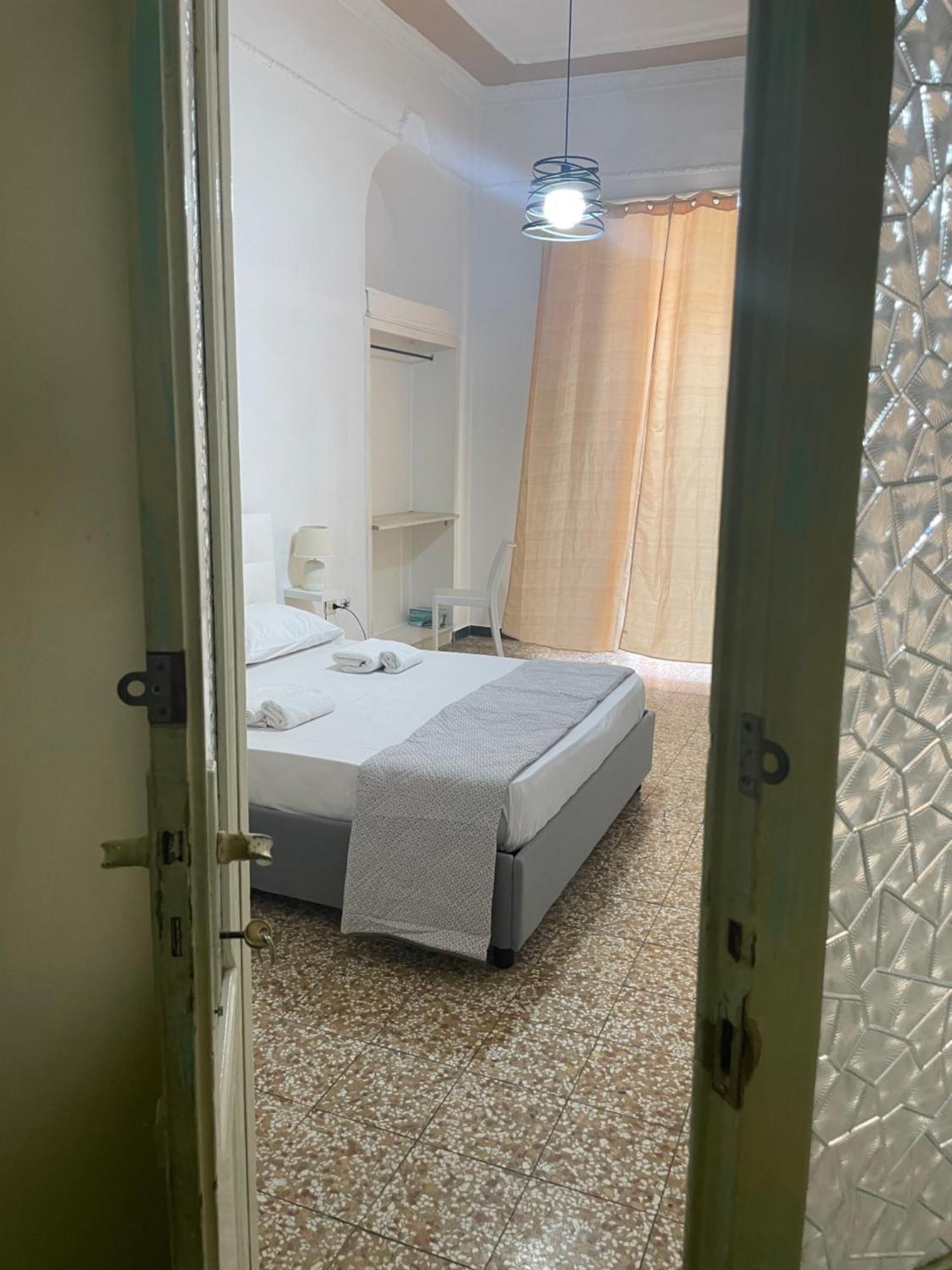 Hostel Bb La Fenice Neapol Zewnętrze zdjęcie